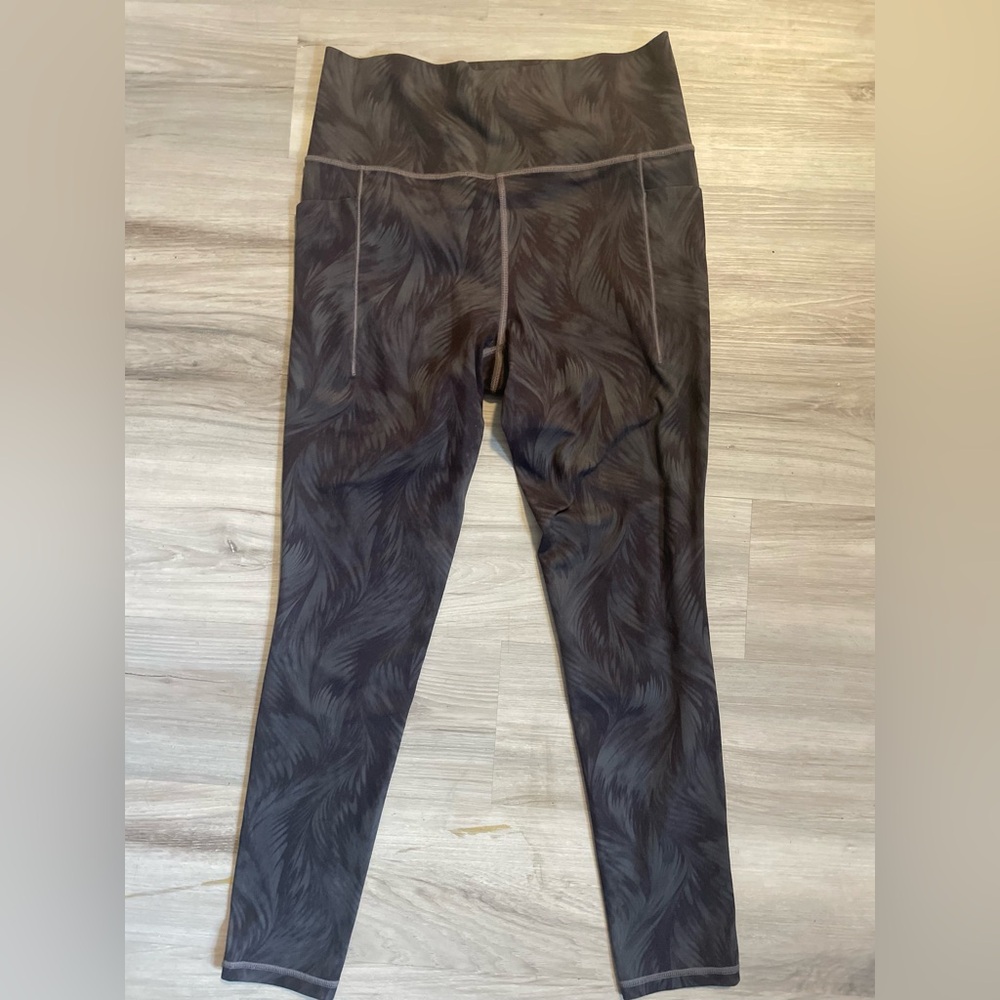 Athleta Black Patterned Leggings HARDLY WORN